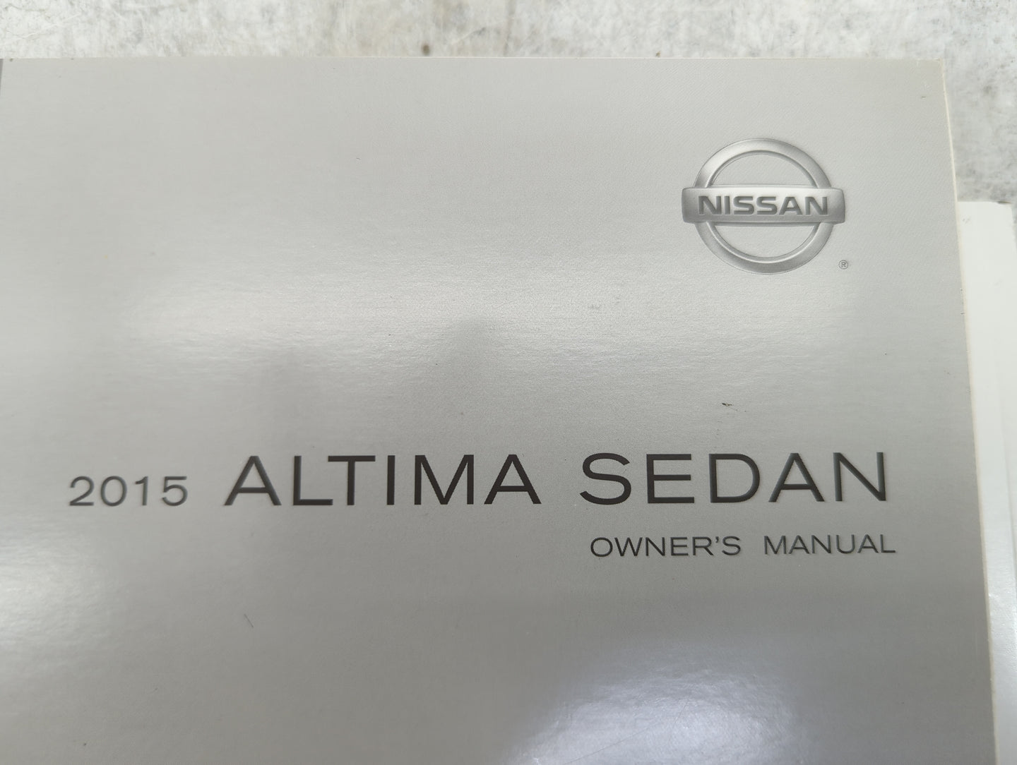 2015 Nissan Altima Owners Manual Book Guide P/N:OM15EA 0L33U4 LL15E NALLU4 OEM Used Auto Parts - Oemusedautoparts1.com