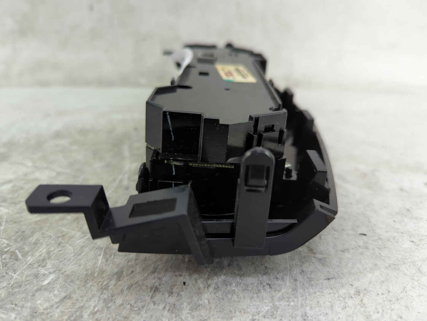 2015 Nissan Altima Climate Control Module Temperature AC/Heater Replacement P/N:275109HP0A F4Q15092 Fits OEM Used Auto Parts