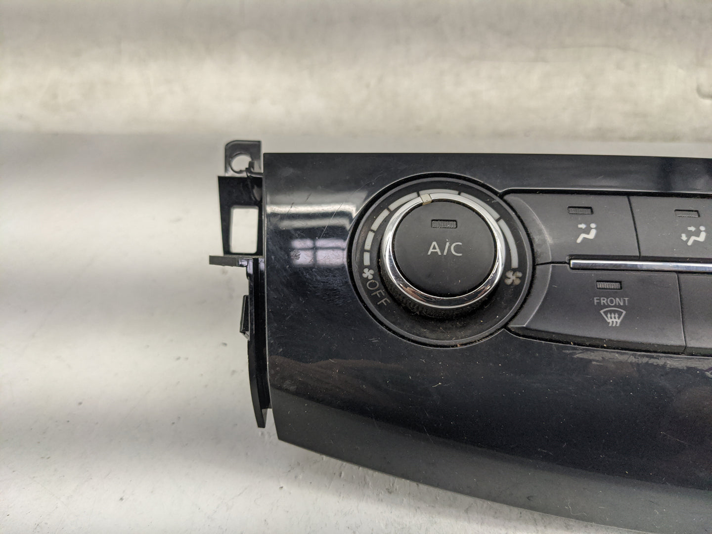 2015 Nissan Altima Climate Control Module Temperature AC/Heater Replacement Fits OEM Used Auto Parts - Oemusedautoparts1.com
