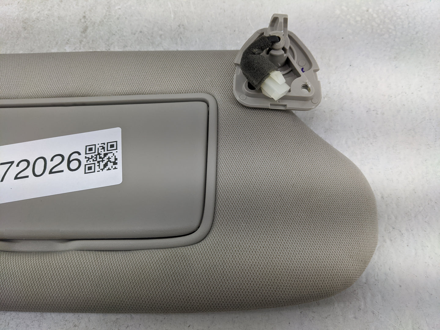 2013-2018 Nissan Altima Sun Visor Shade Replacement Passenger Right Mirror Fits Fits 2013 2014 2015 2016 2017 2018 OEM Used 