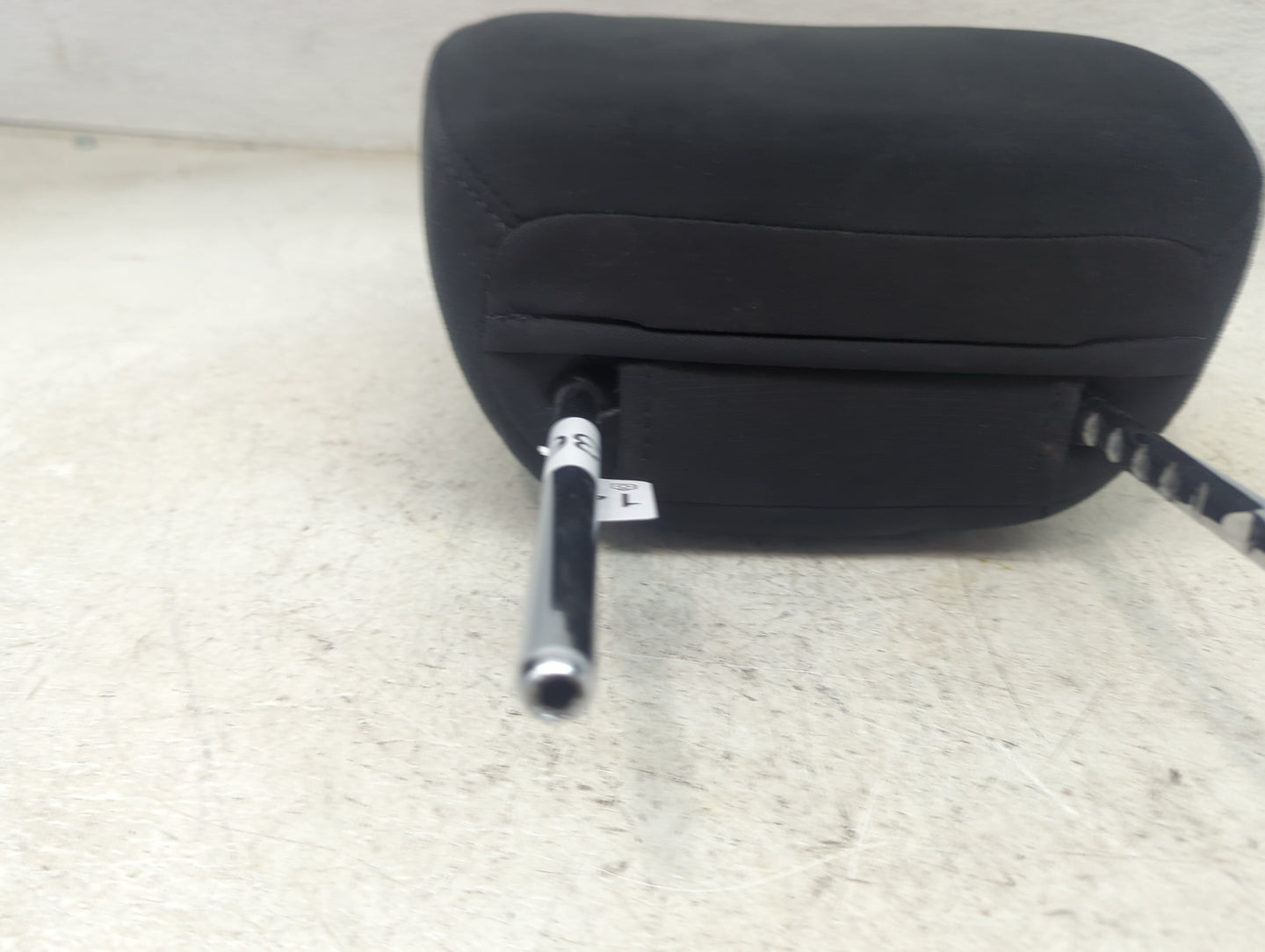 2015 Nissan Altima Headrest Head Rest Front Driver Passenger Seat Fits OEM Used Auto Parts - Oemusedautoparts1.com