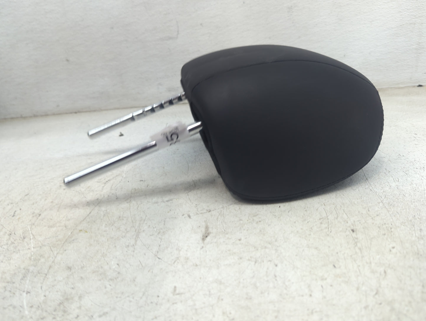 2015 Nissan Altima Headrest Head Rest Front Driver Seat Black - Oemusedautoparts1.com