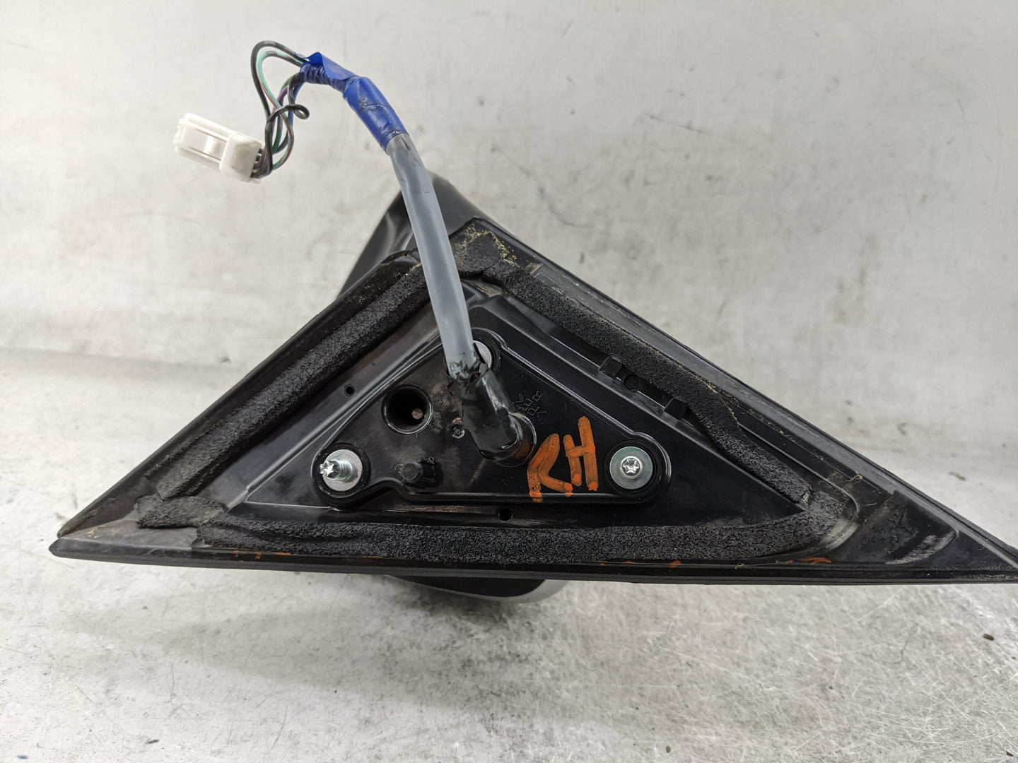 2013-2018 Nissan Altima Passenger Side View Mirror - Right Door Mirror OEM Used - Oemusedautoparts1.com