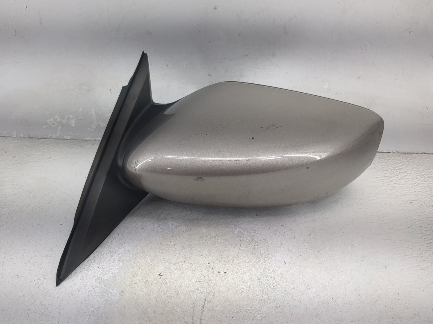 2013-2018 Nissan Altima Driver Side View Mirror - Left Door Mirror OEM Used - Oemusedautoparts1.com