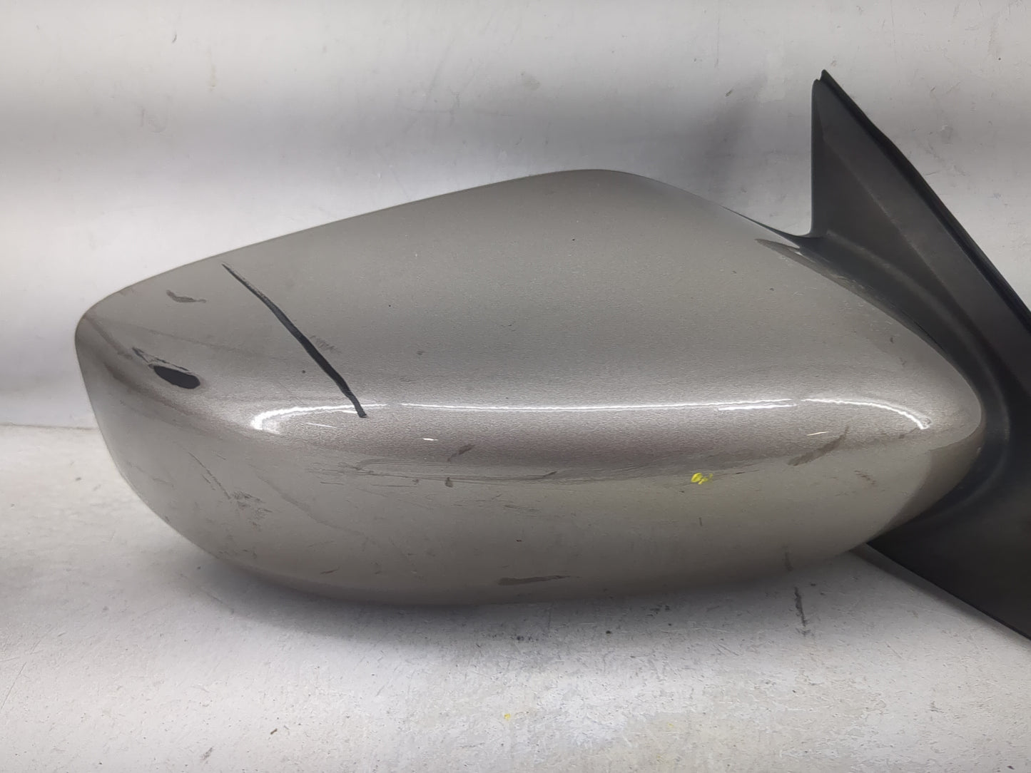 2013-2018 Nissan Altima Passenger Side View Mirror - Right Door Mirror OEM Used - Oemusedautoparts1.com