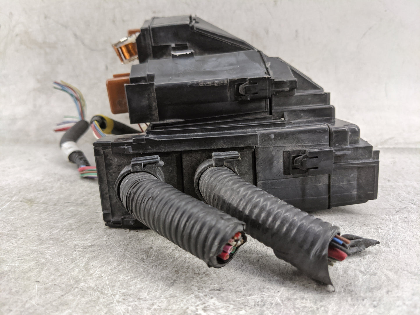 2015 Nissan Altima Fusebox Fuse Box Panel Relay Module Fits OEM Used Auto Parts - Oemusedautoparts1.com