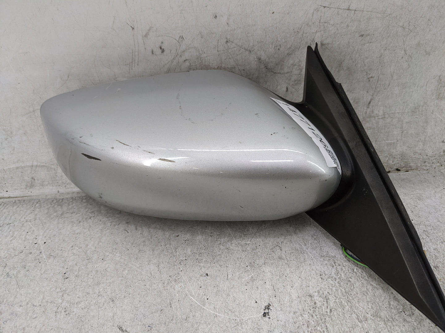 2013-2018 Nissan Altima Passenger Side View Mirror - Right Door Mirror OEM Used - Oemusedautoparts1.com