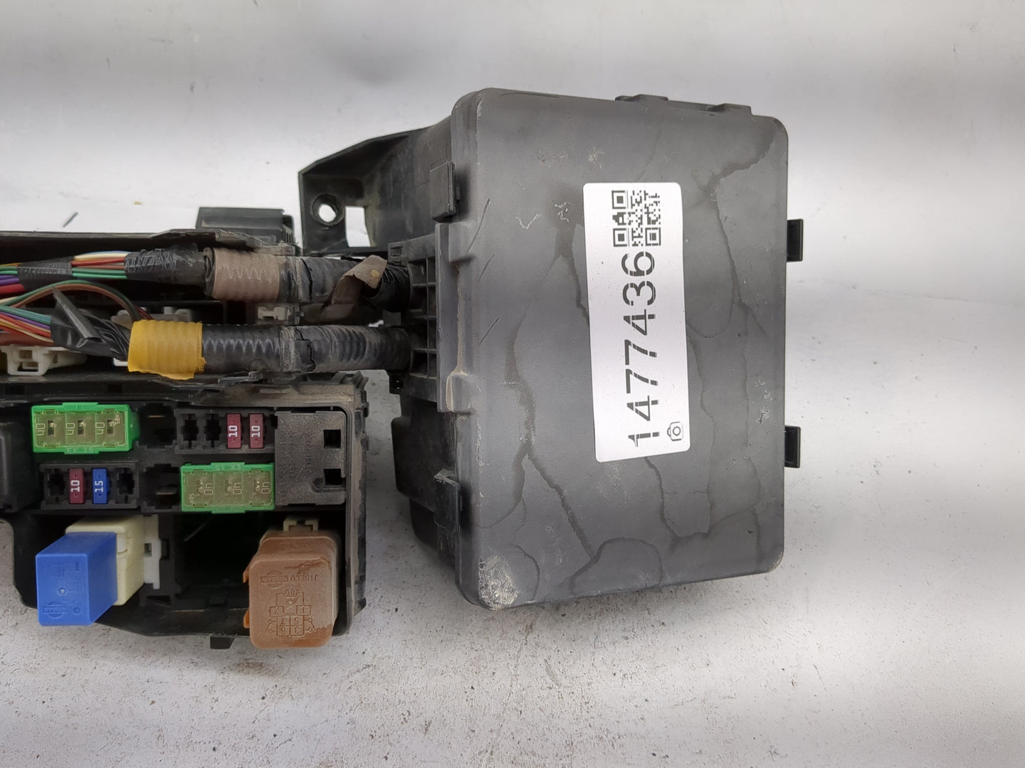 2015 Nissan Altima Fusebox Fuse Box Panel Relay Module P/N:3492 NA1 3492 Fits OEM Used Auto Parts - Oemusedautoparts1.com