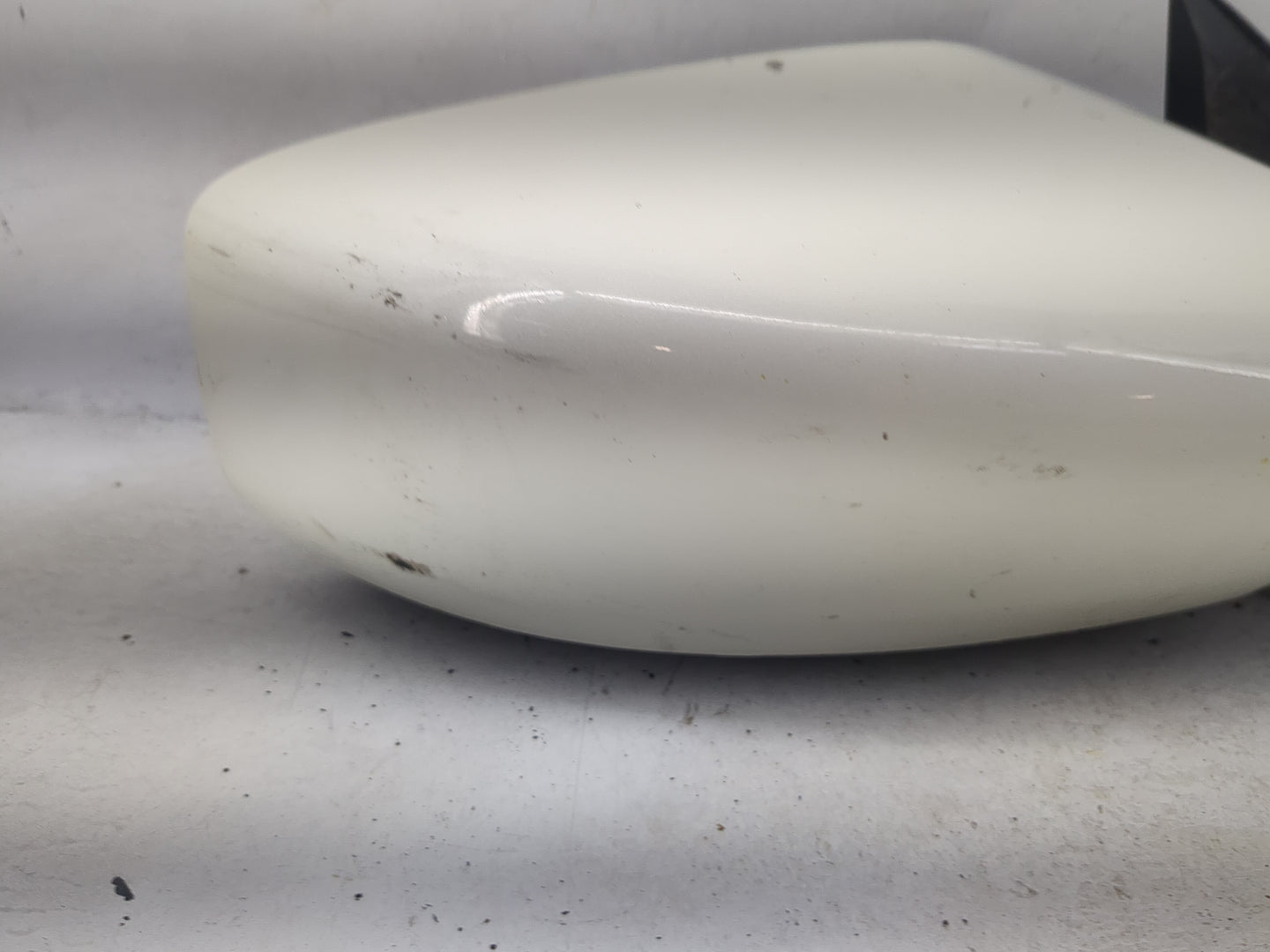 2013-2018 Nissan Altima Passenger Side View Mirror - Right Door Mirror OEM Used - Oemusedautoparts1.com