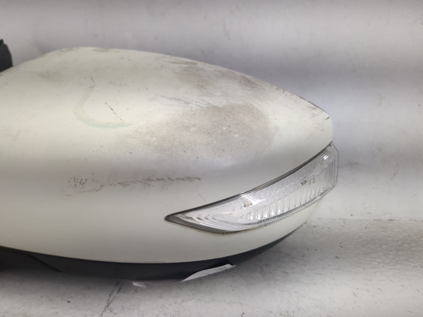 2013-2018 Nissan Altima Driver Side View Mirror - Left Door Mirror OEM Used - Oemusedautoparts1.com