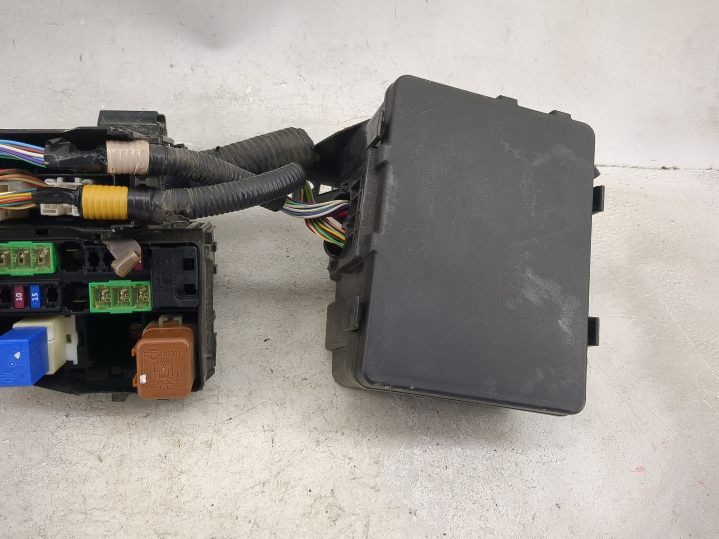 2015 Nissan Altima Fusebox Fuse Box Panel Relay Module Fits OEM Used Auto Parts - Oemusedautoparts1.com