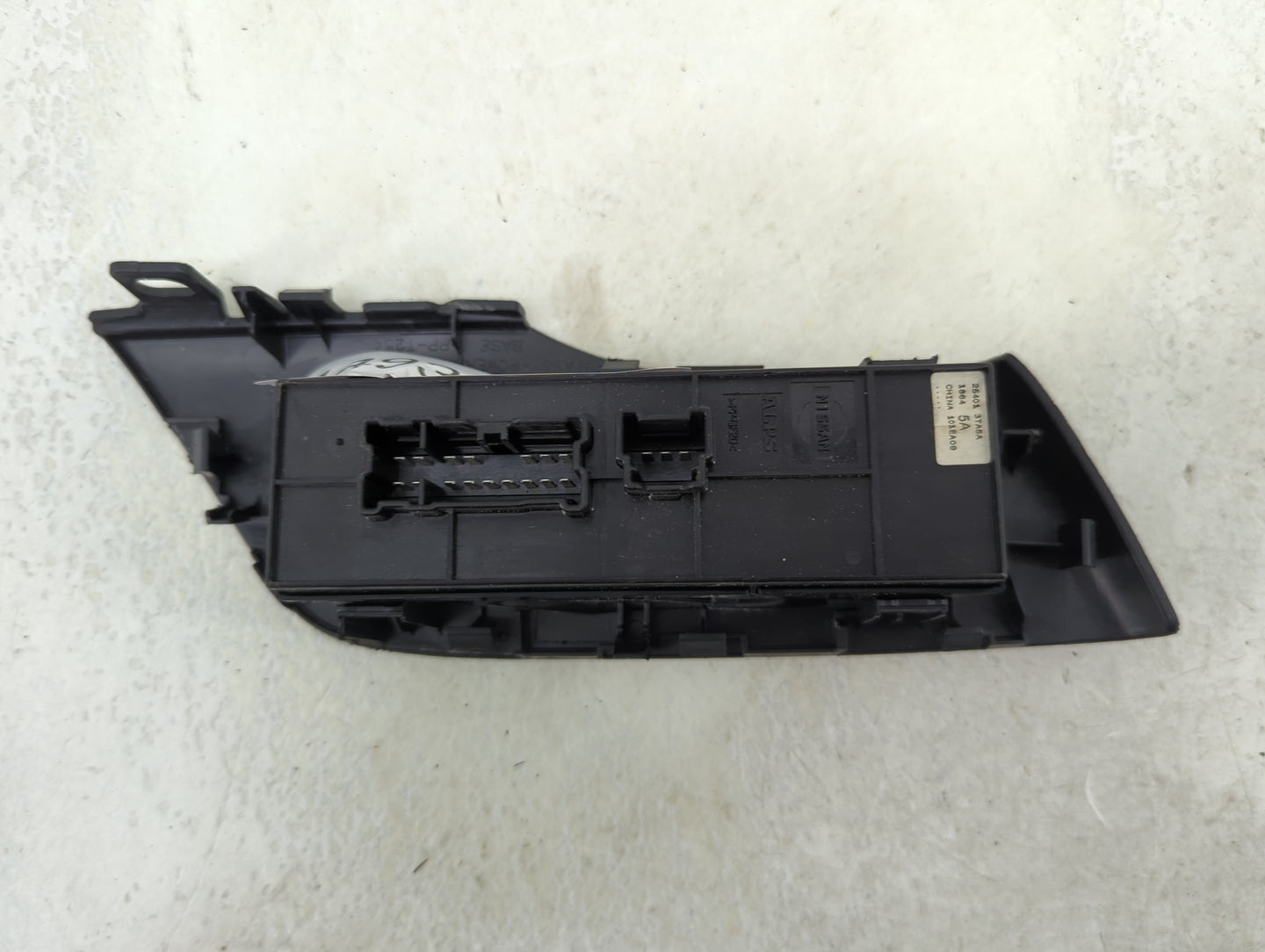 2013-2018 Nissan Altima Master Power Window Switch Replacement Driver Side Left P/N:25401 3TA5A Fits OEM Used Auto Parts - O