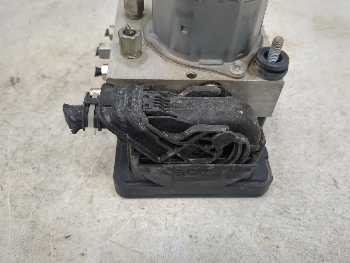 2015 Nissan Altima Anti-Lock Brake ABS Pump Module Actuator OEM P/N:476609HM0A 0265244896, 0265231071, 269644 Fits OEM Used 
