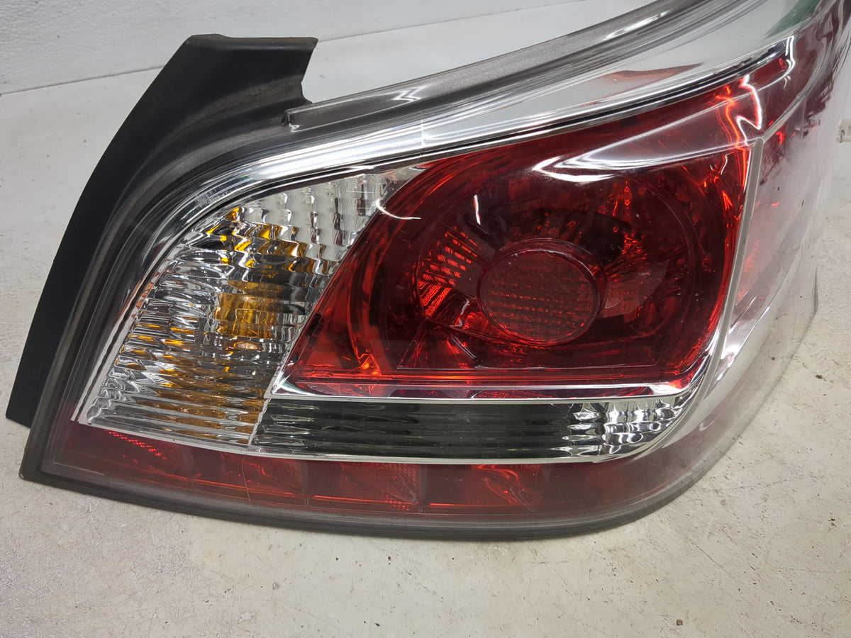 2014-2015 Nissan Altima Tail Light Assembly Passenger Right OEM Fits Fits 2014 2015 OEM Used Auto Parts - Oemusedautoparts1.