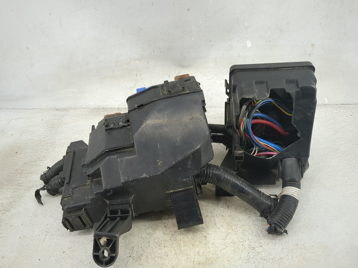 2015 Nissan Altima Fusebox Fuse Box Panel Relay Module Fits OEM Used Auto Parts - Oemusedautoparts1.com