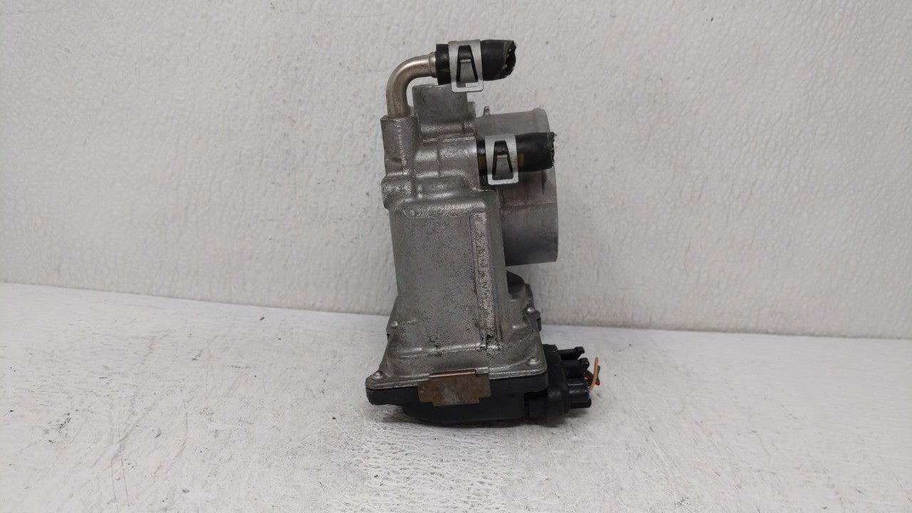 2013-2018 Nissan Altima Throttle Body P/N:3TA60-01 B 3TA60-01 A, 3TA60-01 C Fits Fits 2013 2014 2015 2016 2017 2018 2019 OEM