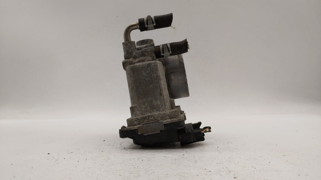 2013-2018 Nissan Altima Throttle Body P/N:3TA60-01 B 3TA60-01 A, 3TA60-01 C Fits Fits 2013 2014 2015 2016 2017 2018 2019 OEM