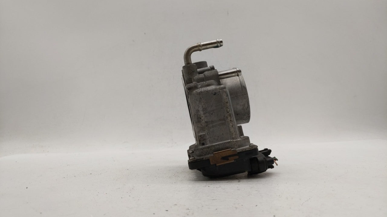 2013-2018 Nissan Altima Throttle Body P/N:3TA60-01 B 3TA60-01 A, 3TA60-01 C Fits Fits 2013 2014 2015 2016 2017 2018 2019 OEM
