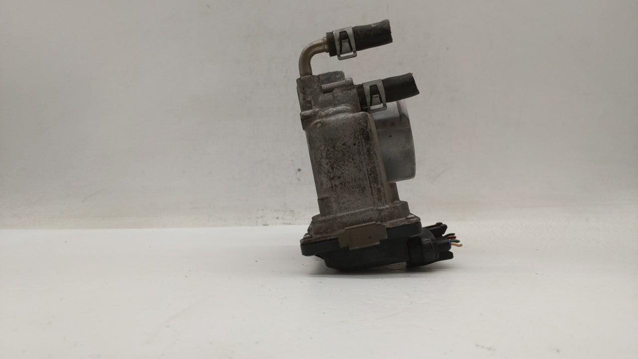 2013-2018 Nissan Altima Throttle Body P/N:3TA60-01 C 3TA60-01 B, 3TA60-01 A Fits Fits 2013 2014 2015 2016 2017 2018 2019 OEM