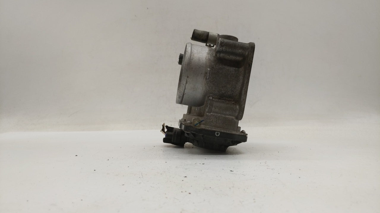 2013-2018 Nissan Altima Throttle Body P/N:3TA60-01 C 3TA60-01 B, 3TA60-01 A Fits Fits 2013 2014 2015 2016 2017 2018 2019 OEM