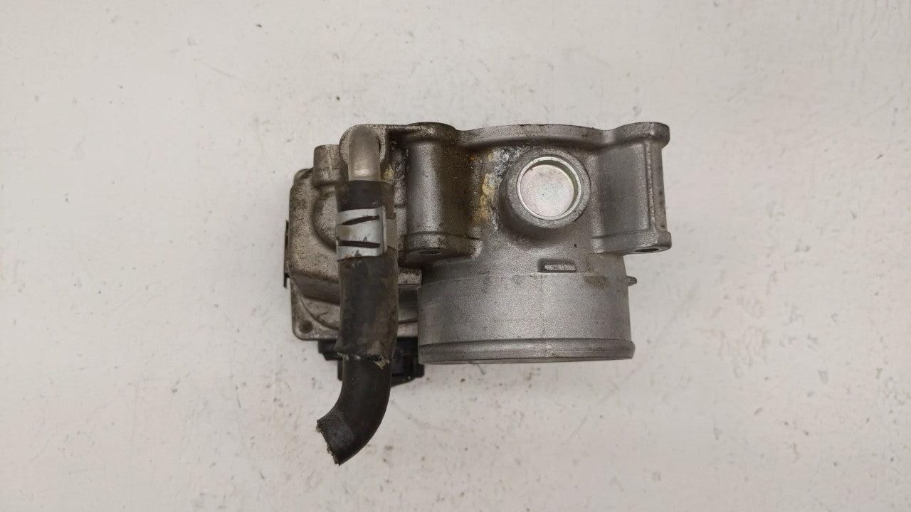 2013-2018 Nissan Altima Throttle Body P/N:3TA60-01 C 3TA60-01 B, 3TA60-01 A Fits Fits 2013 2014 2015 2016 2017 2018 2019 OEM