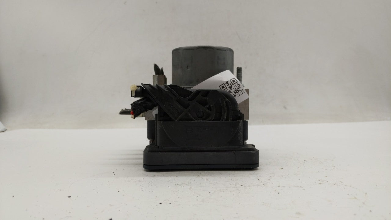 2015 Nissan Altima ABS Pump Control Module Replacement P/N:47660 9HM0A Fits OEM Used Auto Parts - Oemusedautoparts1.com