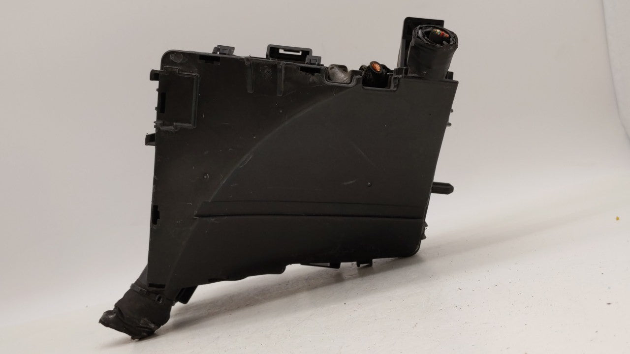 2015 Nissan Altima Fusebox Fuse Box Panel Relay Module P/N:VS912003Q073M0 Fits OEM Used Auto Parts - Oemusedautoparts1.com