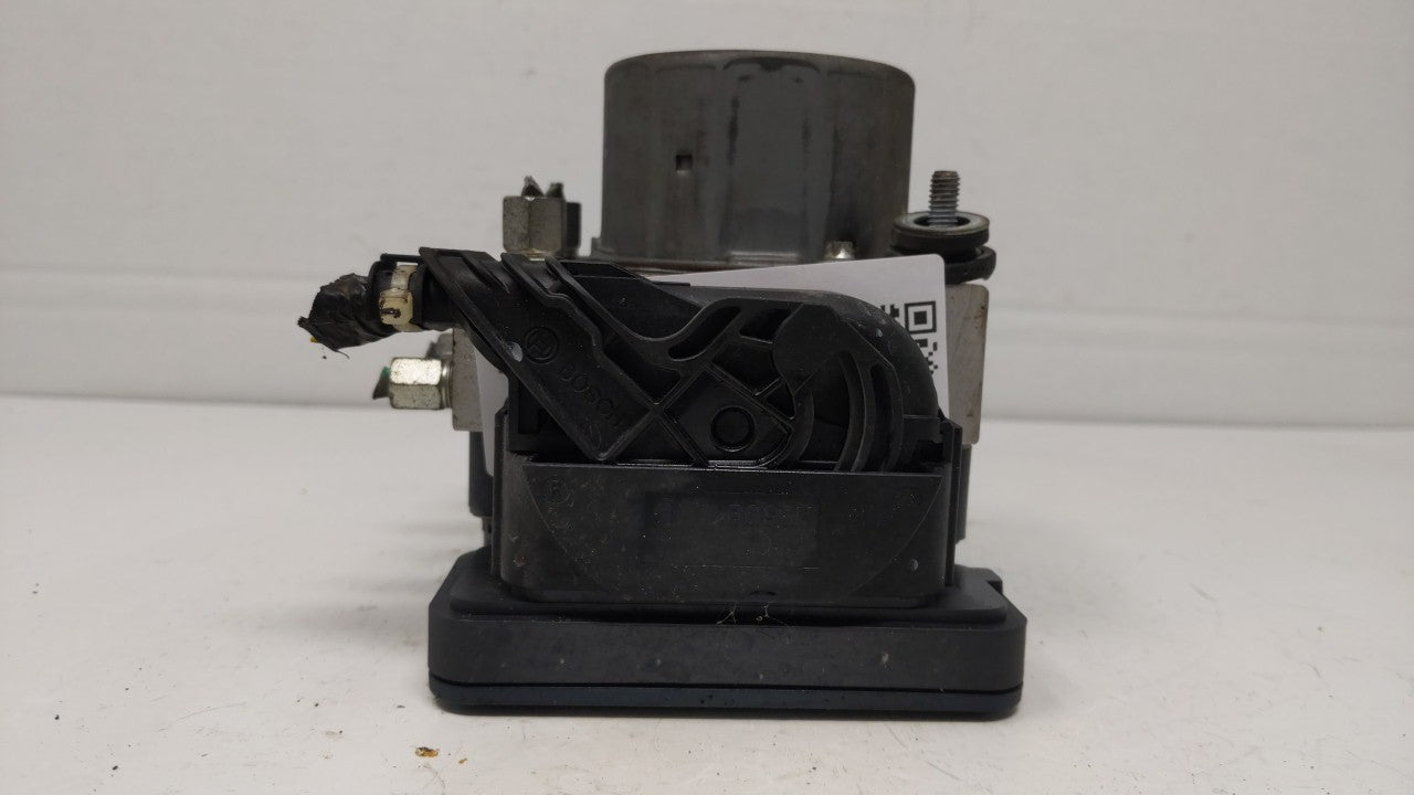 2015 Nissan Altima ABS Pump Control Module Replacement P/N:47660 9HM0A Fits OEM Used Auto Parts - Oemusedautoparts1.com