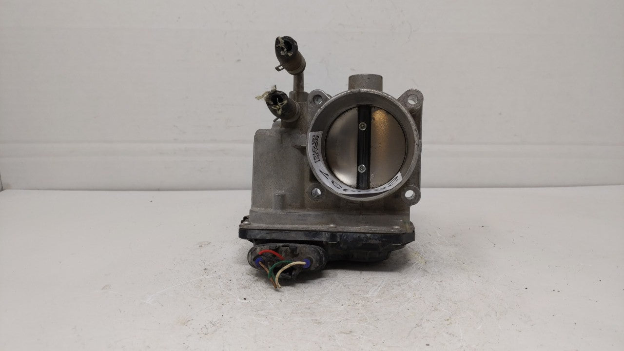 2013-2018 Nissan Altima Throttle Body P/N:3TA60-01 C 3TA60-01 B, 3TA60-01 A Fits Fits 2013 2014 2015 2016 2017 2018 2019 OEM