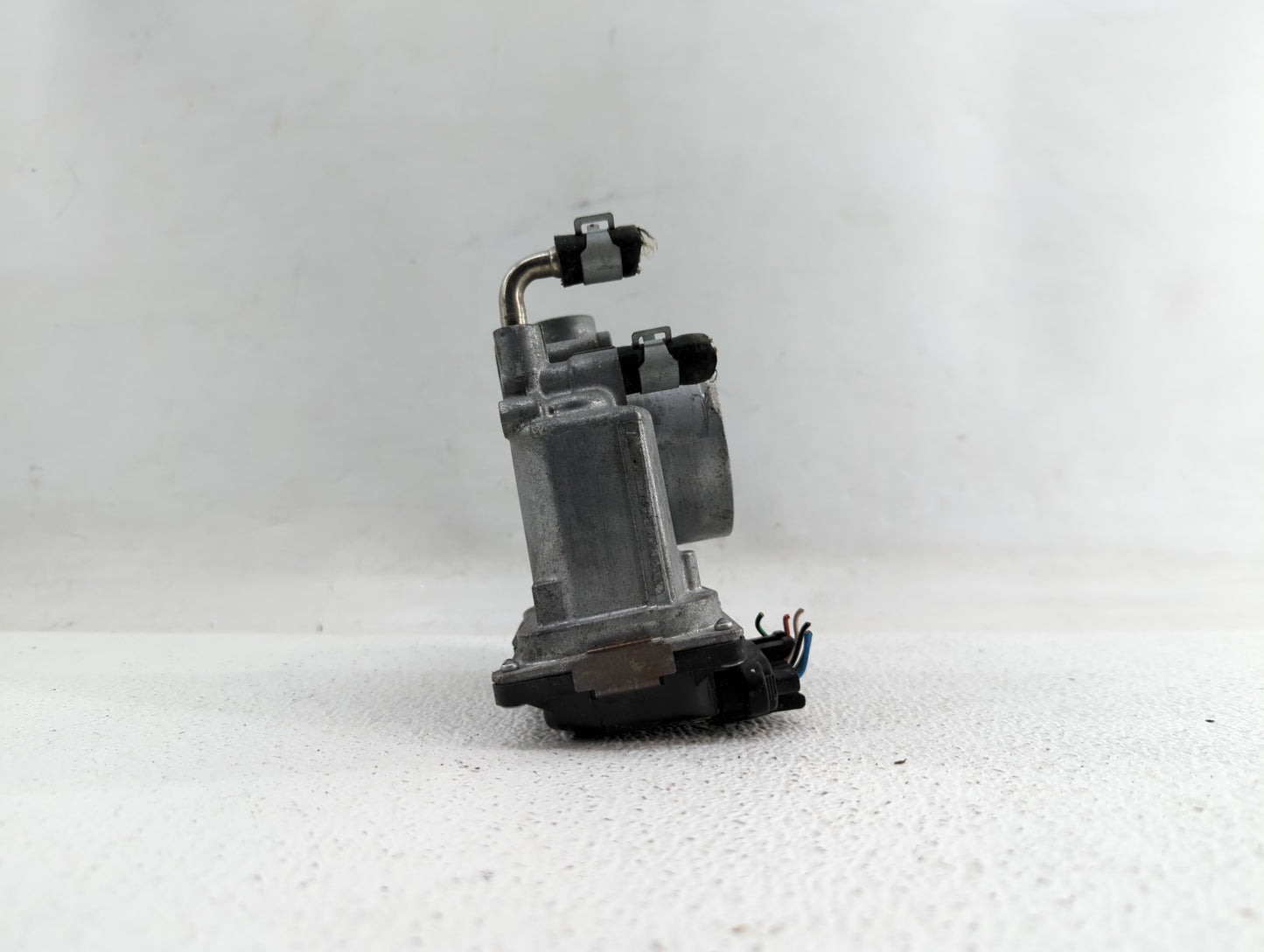 2013-2018 Nissan Altima Throttle Body P/N:3TA60-01 C 3TA60-01 B, 3TA60-01 A Fits Fits 2013 2014 2015 2016 2017 2018 2019 OEM