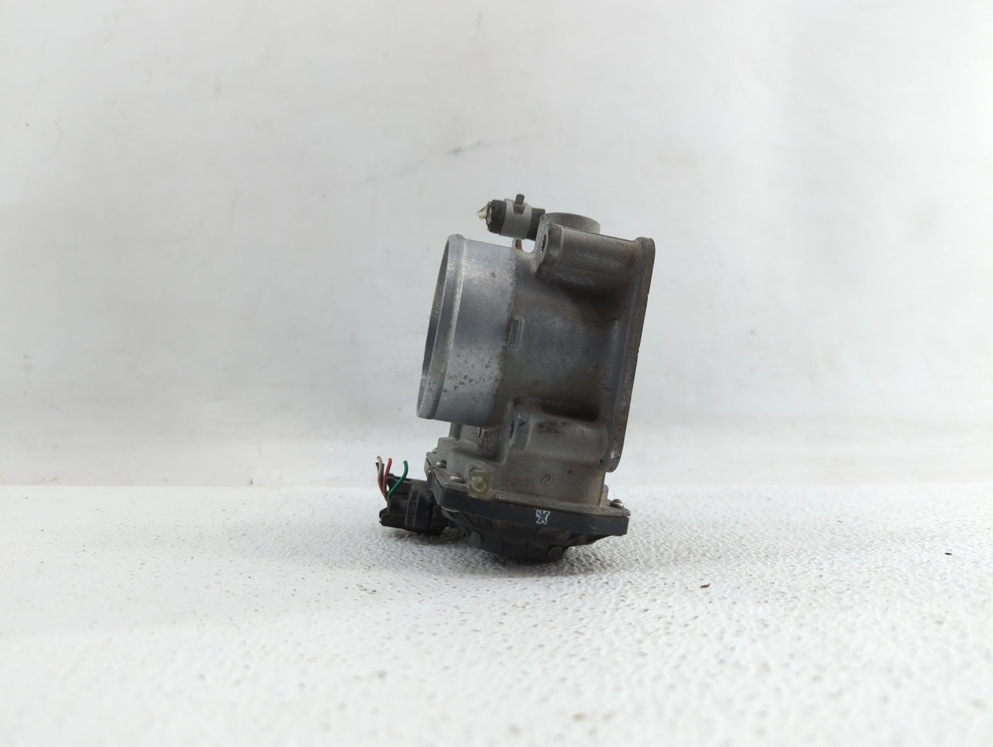 2013-2018 Nissan Altima Throttle Body P/N:3TA60-01 C 3TA60-01 B, 3TA60-01 A Fits Fits 2013 2014 2015 2016 2017 2018 2019 OEM