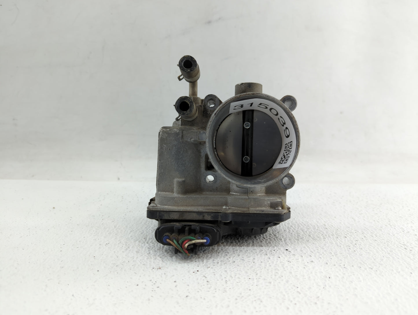 2013-2018 Nissan Altima Throttle Body P/N:3TA60-01 C 3TA60-01 B, 3TA60-01 A Fits Fits 2013 2014 2015 2016 2017 2018 2019 OEM
