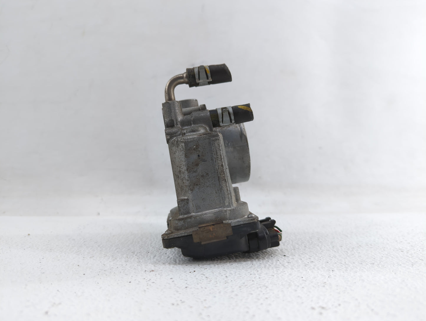2013-2018 Nissan Altima Throttle Body P/N:3TA60-01 C 3TA60-01 B, 3TA60-01 A Fits Fits 2013 2014 2015 2016 2017 2018 2019 OEM