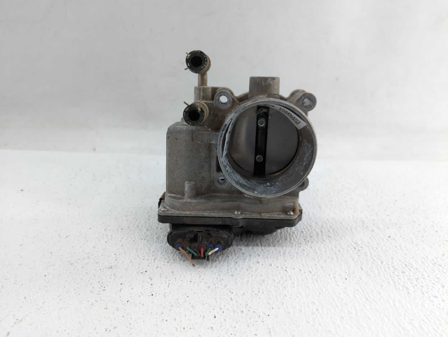 2013-2018 Nissan Altima Throttle Body P/N:3TA60-01 C 3TA60-01 B, 3TA60-01 A Fits Fits 2013 2014 2015 2016 2017 2018 2019 OEM