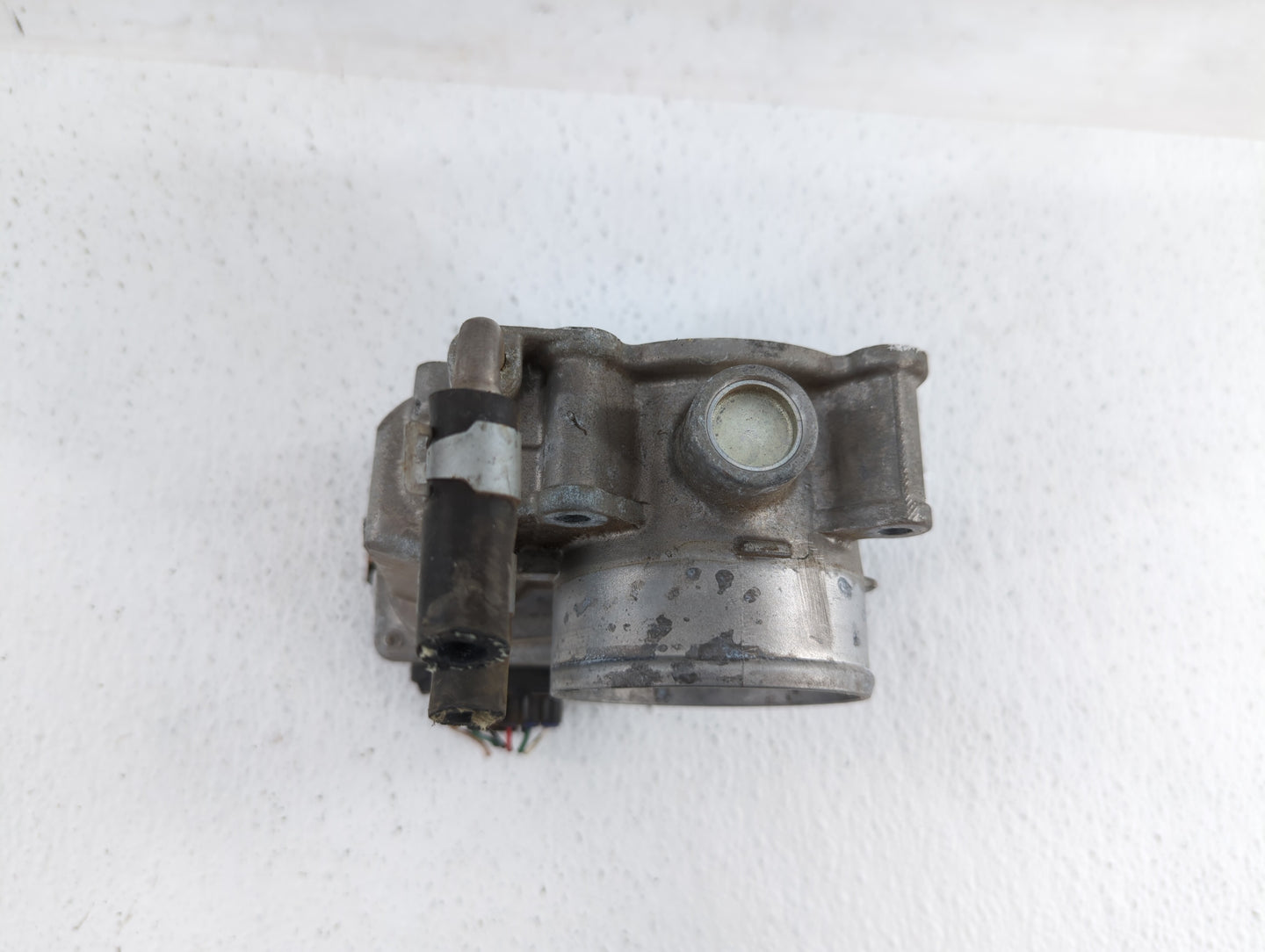 2013-2018 Nissan Altima Throttle Body P/N:3TA60-01 C 3TA60-01 B, 3TA60-01 A Fits Fits 2013 2014 2015 2016 2017 2018 2019 OEM