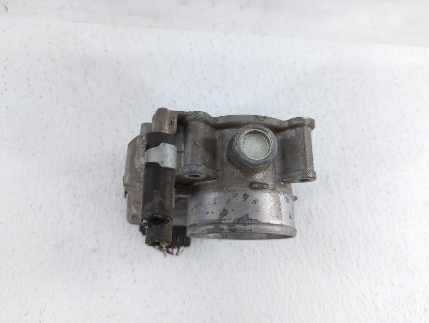 2013-2018 Nissan Altima Throttle Body P/N:3TA60-01 C 3TA60-01 B, 3TA60-01 A Fits Fits 2013 2014 2015 2016 2017 2018 2019 OEM