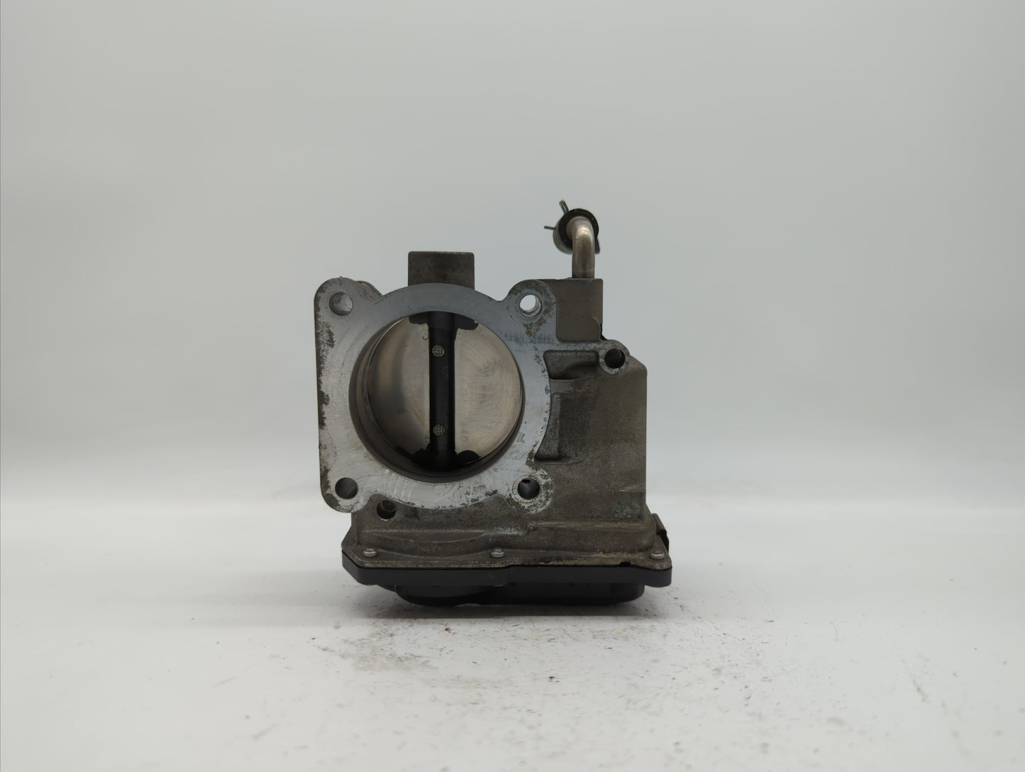 2013-2018 Nissan Altima Throttle Body P/N:3TA60-01 C 3TA60-01 B, 3TA60-01 A Fits Fits 2013 2014 2015 2016 2017 2018 2019 OEM