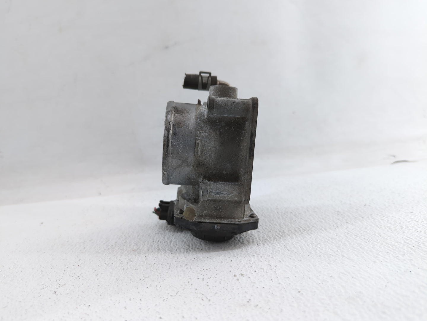 2013-2018 Nissan Altima Throttle Body P/N:3TA60-01 C 3TA60-01 B, 3TA60-01 A Fits Fits 2013 2014 2015 2016 2017 2018 2019 OEM