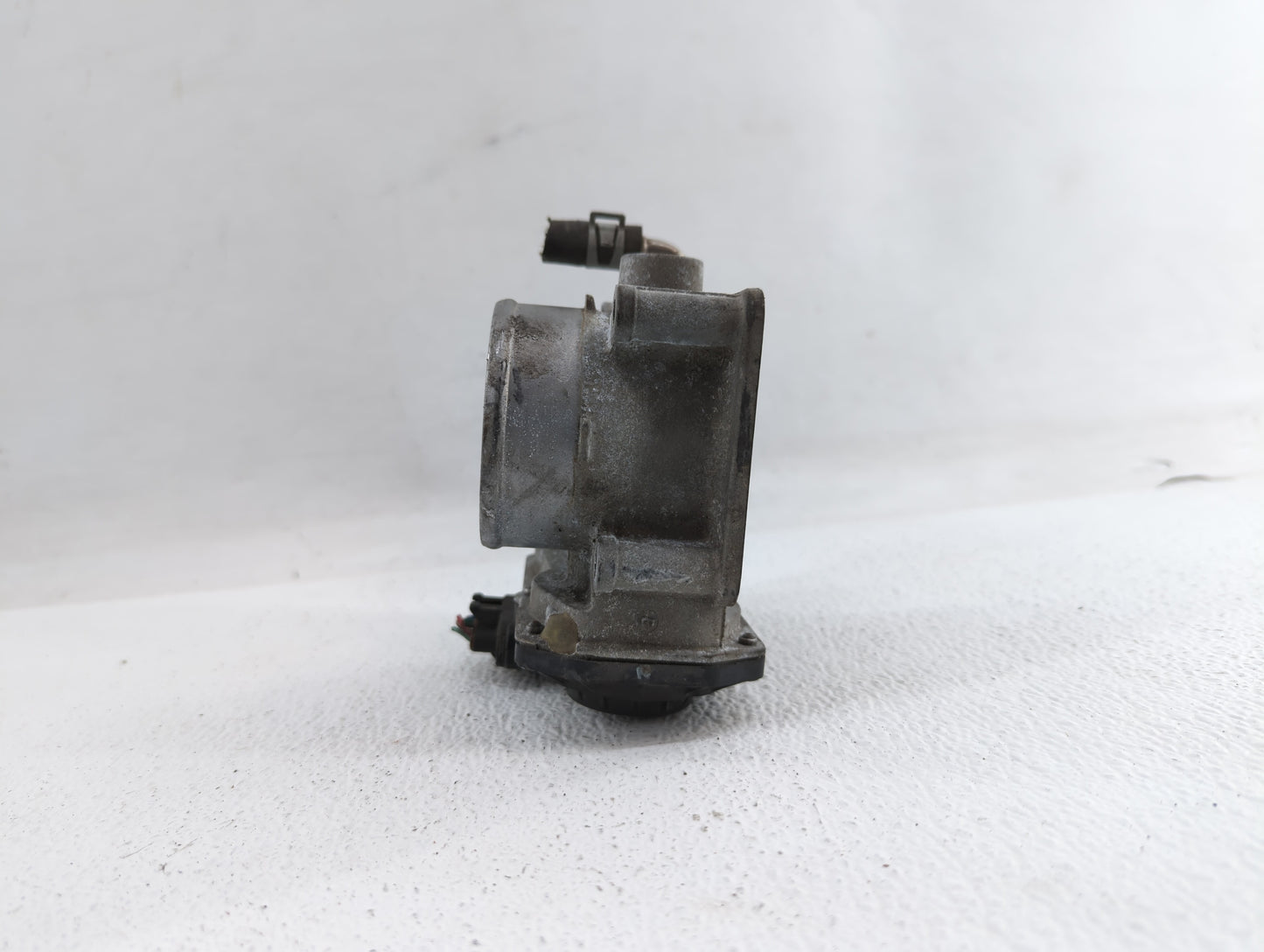 2013-2018 Nissan Altima Throttle Body P/N:3TA60-01 C 3TA60-01 B, 3TA60-01 A Fits Fits 2013 2014 2015 2016 2017 2018 2019 OEM