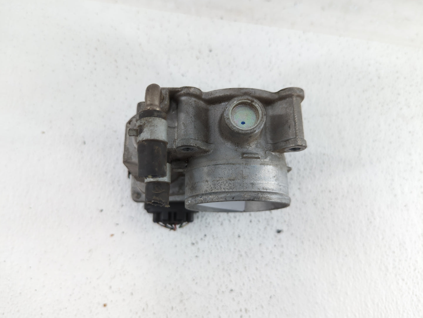 2013-2018 Nissan Altima Throttle Body P/N:3TA60-01 C 3TA60-01 B, 3TA60-01 A Fits Fits 2013 2014 2015 2016 2017 2018 2019 OEM