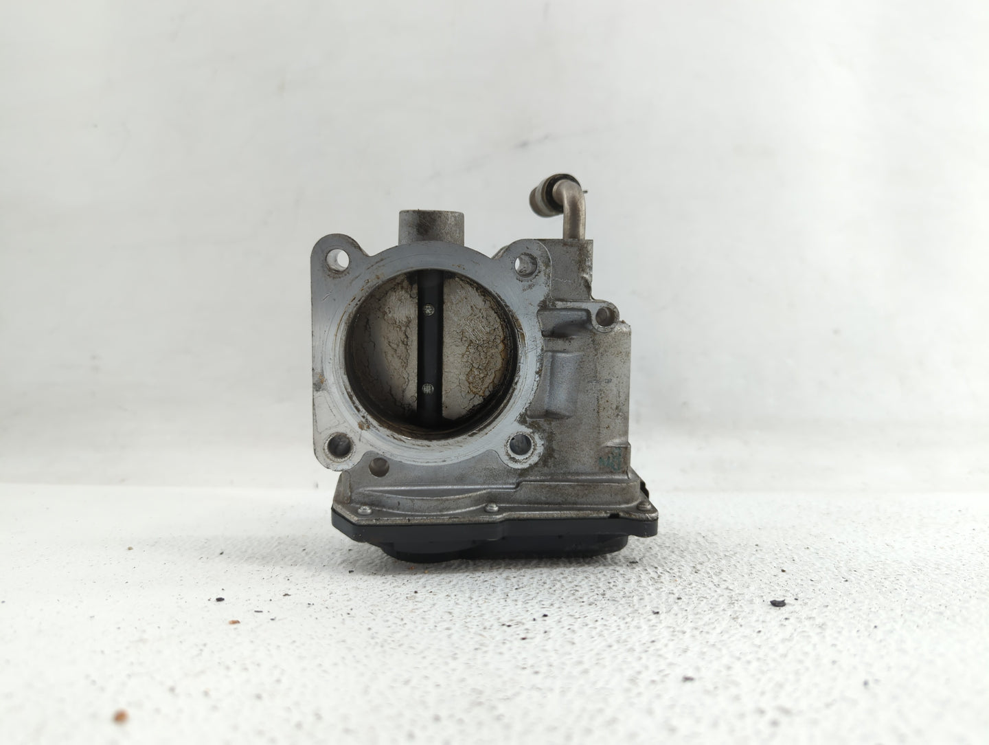 2013-2018 Nissan Altima Throttle Body P/N:3TA60-01 C 3TA60-01 B, 3TA60-01 A Fits Fits 2013 2014 2015 2016 2017 2018 2019 OEM