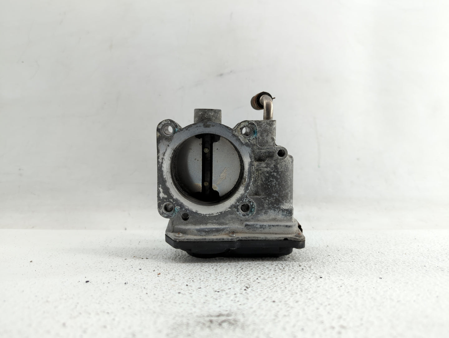 2013-2018 Nissan Altima Throttle Body P/N:3TA60-01 C 3TA60-01 B, 3TA60-01 A Fits Fits 2013 2014 2015 2016 2017 2018 2019 OEM
