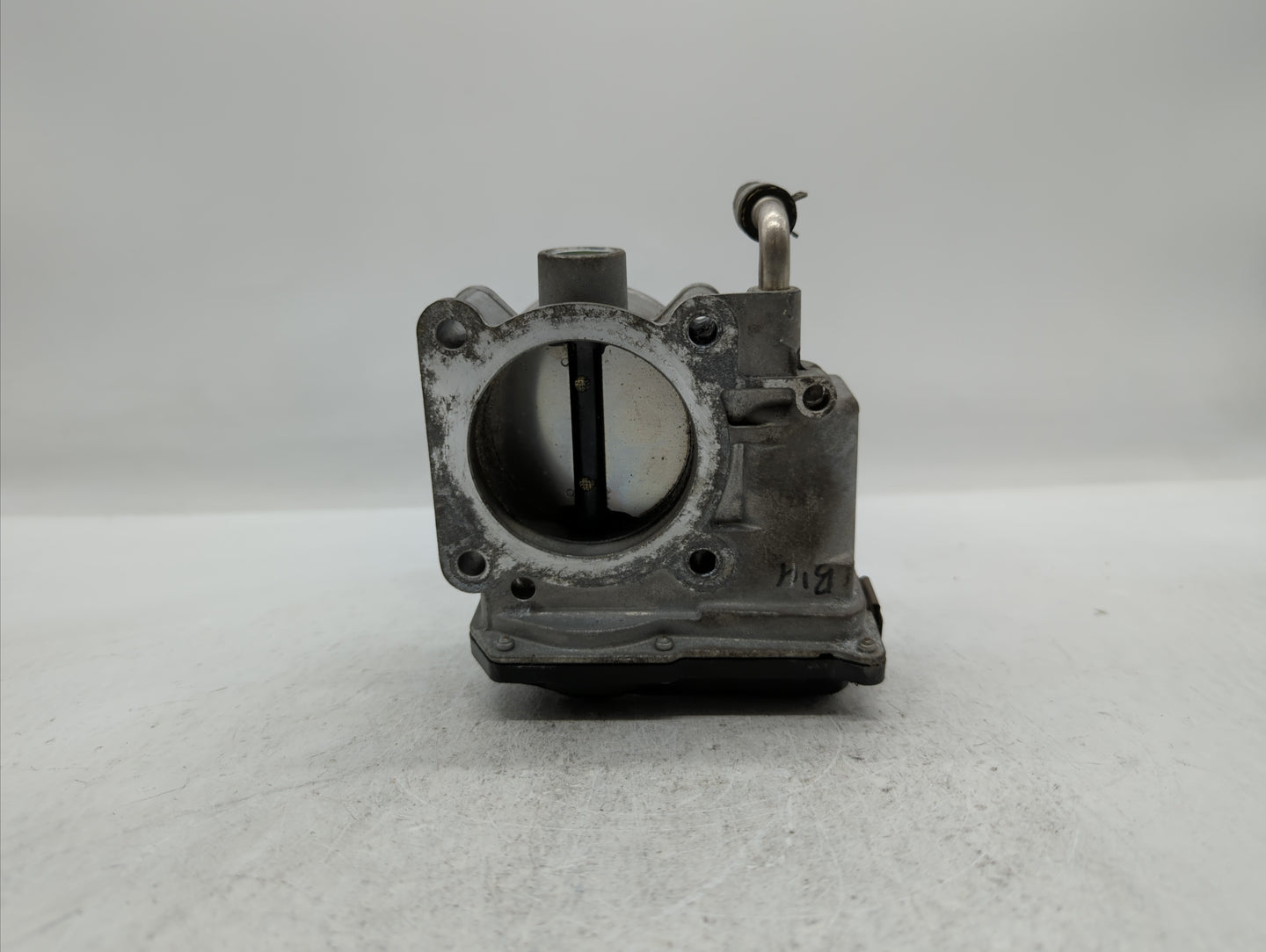 2013-2018 Nissan Altima Throttle Body P/N:3TA60-01 C 3TA60-01 B, 3TA60-01 A Fits Fits 2013 2014 2015 2016 2017 2018 2019 OEM