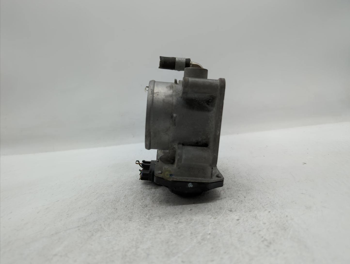 2013-2018 Nissan Altima Throttle Body P/N:3TA60-01 C 3TA60-01 B, 3TA60-01 A Fits Fits 2013 2014 2015 2016 2017 2018 2019 OEM