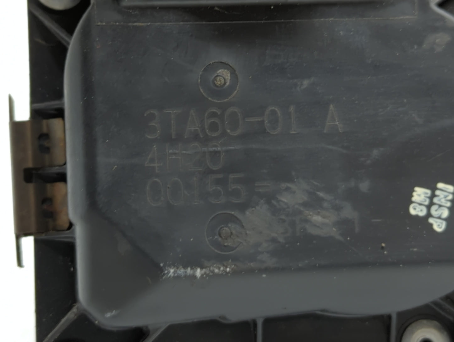 2013-2018 Nissan Altima Throttle Body P/N:3TA60-01 C 3TA60-01 B, 3TA60-01 A Fits Fits 2013 2014 2015 2016 2017 2018 2019 OEM
