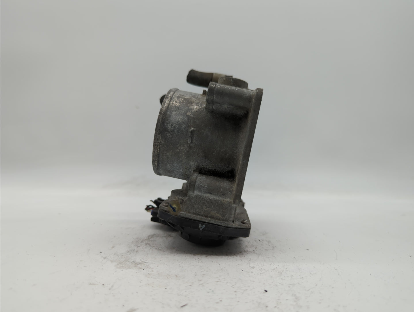2013-2018 Nissan Altima Throttle Body P/N:3TA60-01 C 3TA60-01 B, 3TA60-01 A Fits Fits 2013 2014 2015 2016 2017 2018 2019 OEM