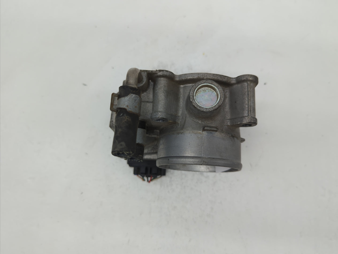 2013-2018 Nissan Altima Throttle Body P/N:3TA60-01 C 3TA60-01 B, 3TA60-01 A Fits Fits 2013 2014 2015 2016 2017 2018 2019 OEM