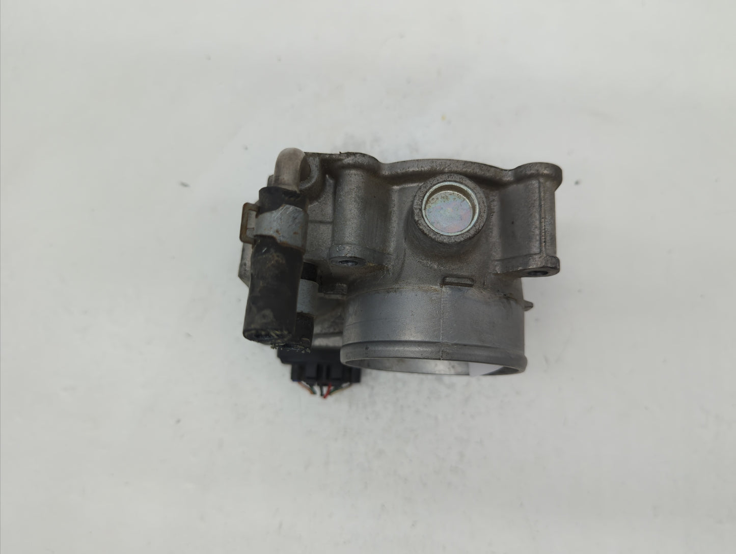 2013-2018 Nissan Altima Throttle Body P/N:3TA60-01 C 3TA60-01 B, 3TA60-01 A Fits Fits 2013 2014 2015 2016 2017 2018 2019 OEM