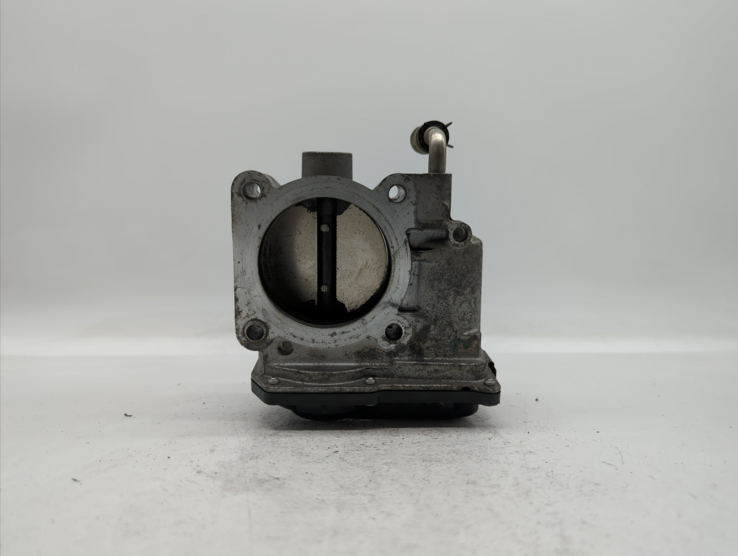2013-2018 Nissan Altima Throttle Body P/N:3TA60-01 C 3TA60-01 B, 3TA60-01 A Fits Fits 2013 2014 2015 2016 2017 2018 2019 OEM