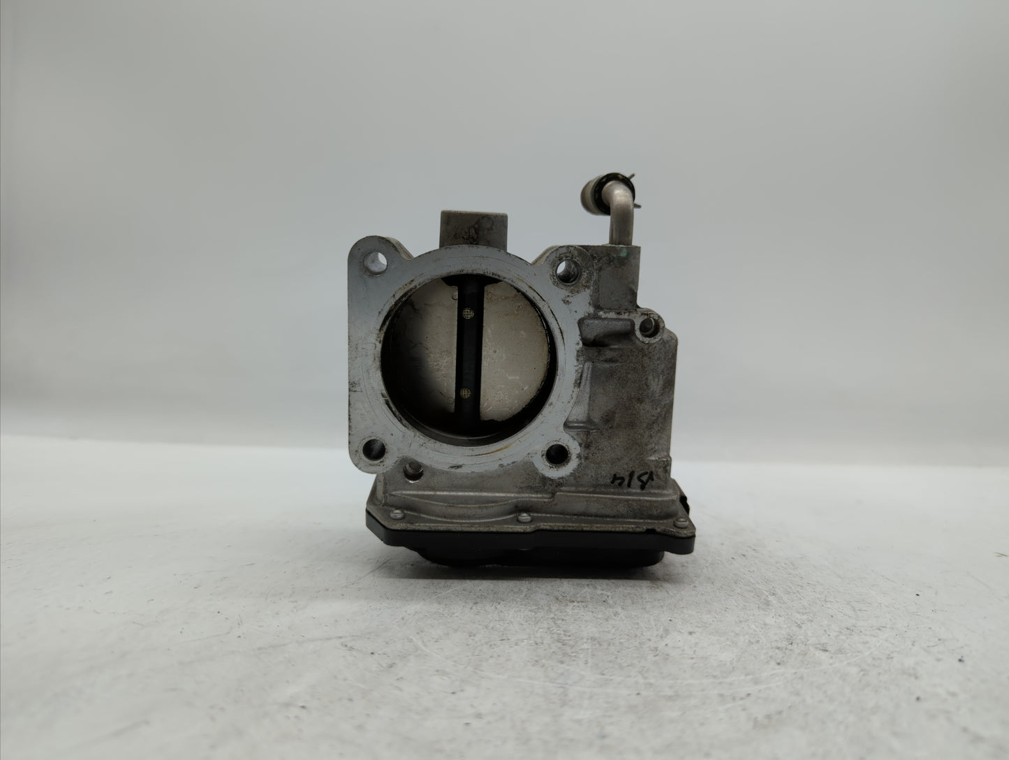 2013-2018 Nissan Altima Throttle Body P/N:3TA60-01 C 3TA60-01 B, 3TA60-01 A Fits Fits 2013 2014 2015 2016 2017 2018 2019 OEM